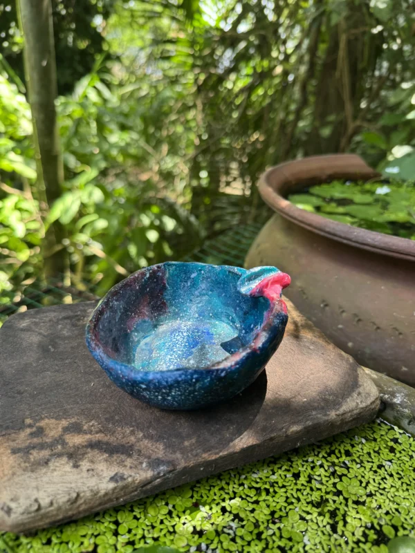 Ash tray